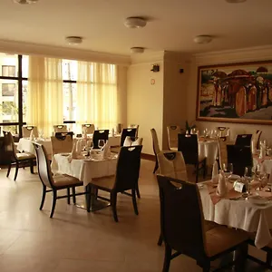 3* Hotel Caravan